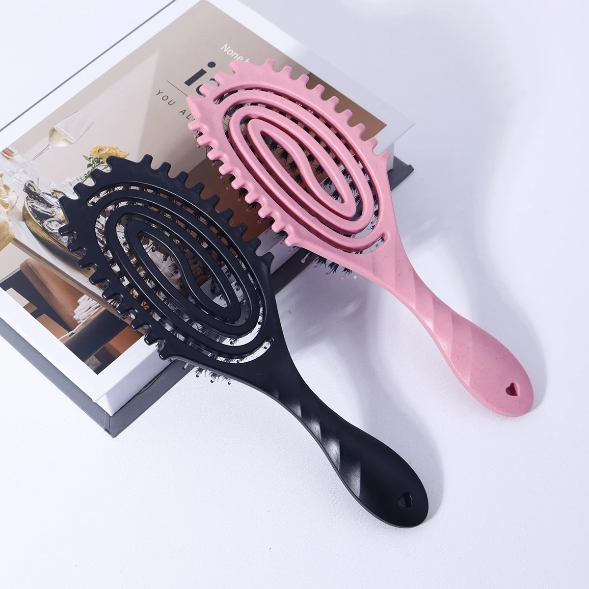 2-piece comb set,one hollowed  - огляд і ціна Dry Brush Body